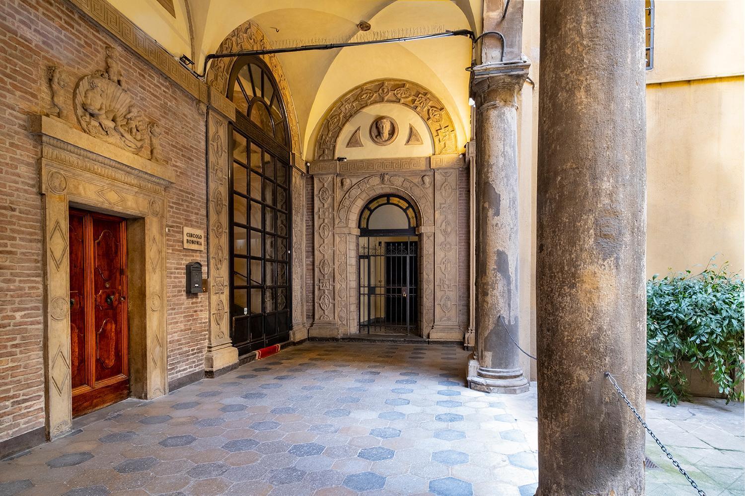 House Of Magic - Due Torri Apartment Bologna Exterior photo